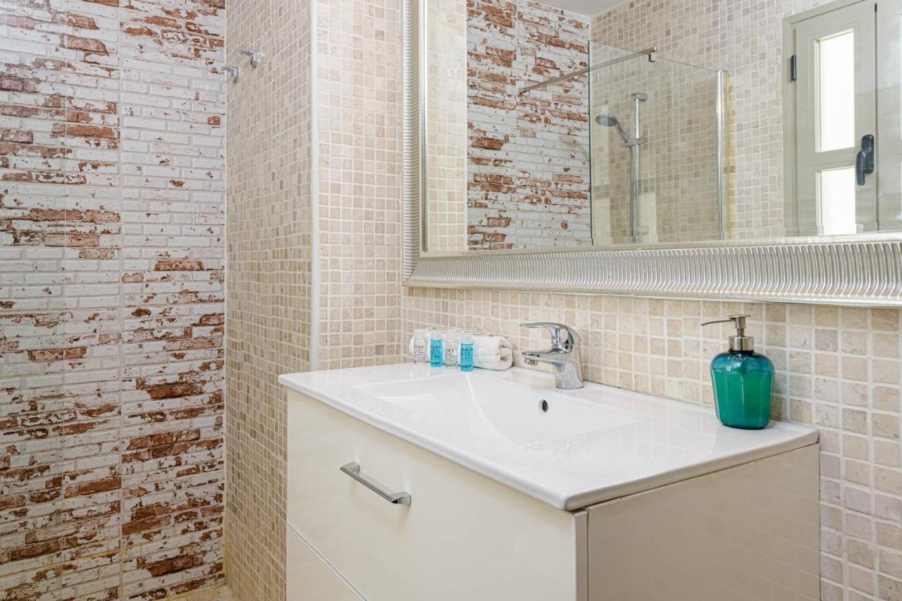 Wintowinrentals Genial Apartamento, Centrico Y Silencioso Málaga Exterior foto